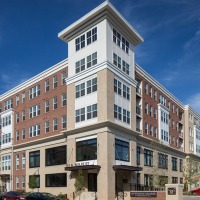 jefferson-square-exterior-1029