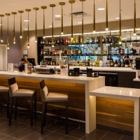 shops_at_riverside_amc_dine_in_theater_bar_area